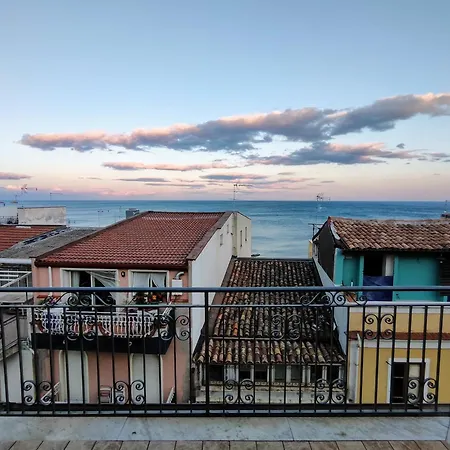 Etnapartment 4 * Giardini Naxos