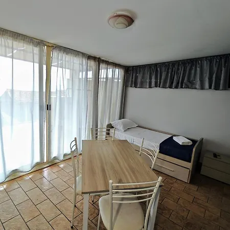 Apartment Etnapartment 4 *
