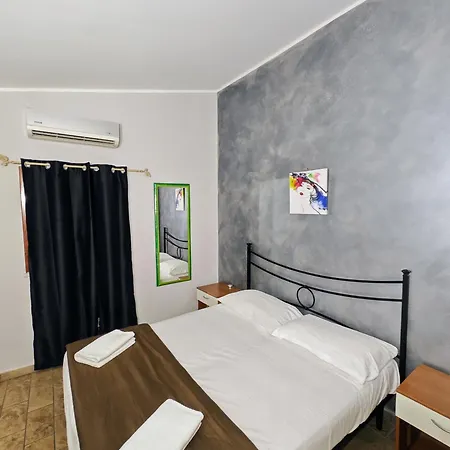 Etnapartment 4 *